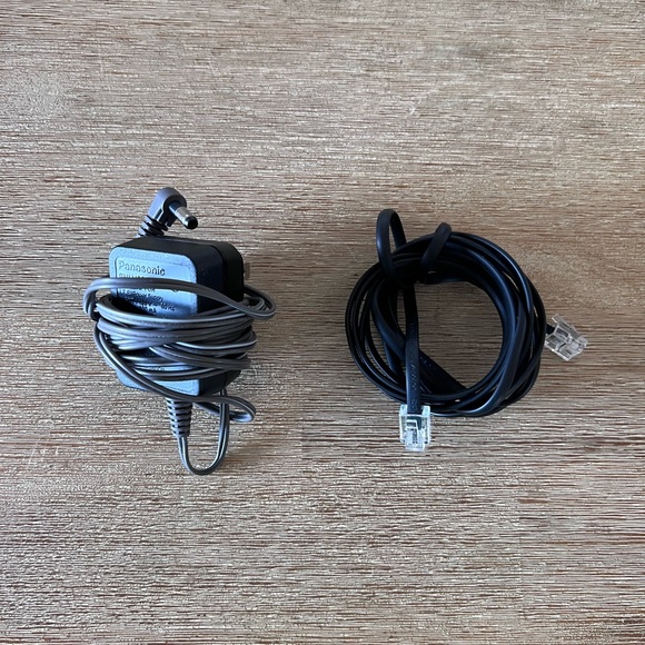 📞 Panasonic KX-TGE260 Bluetooth Cordless Phone with handset - Picture 7 of 8